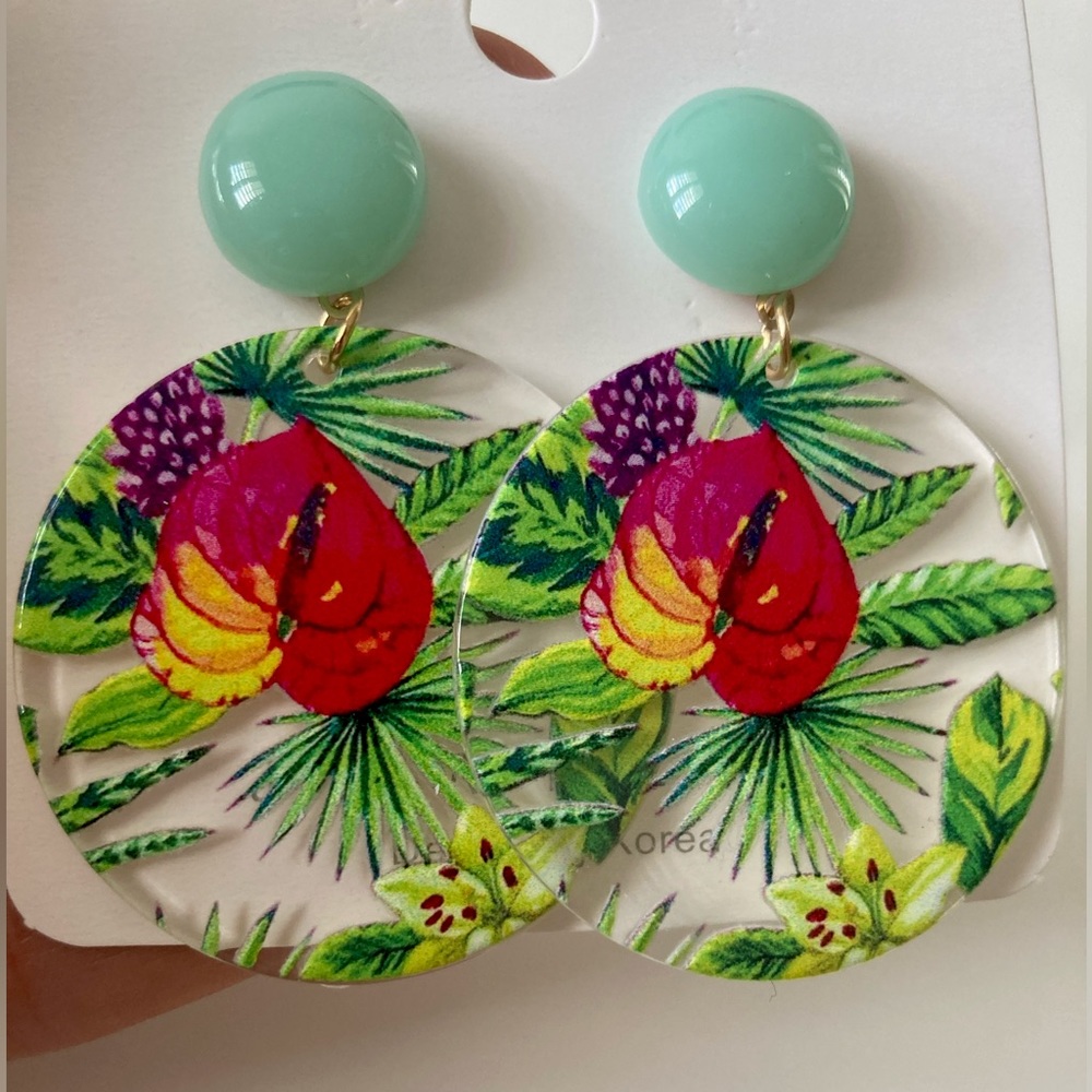Circle Acrylic Tropical Palm Leaf